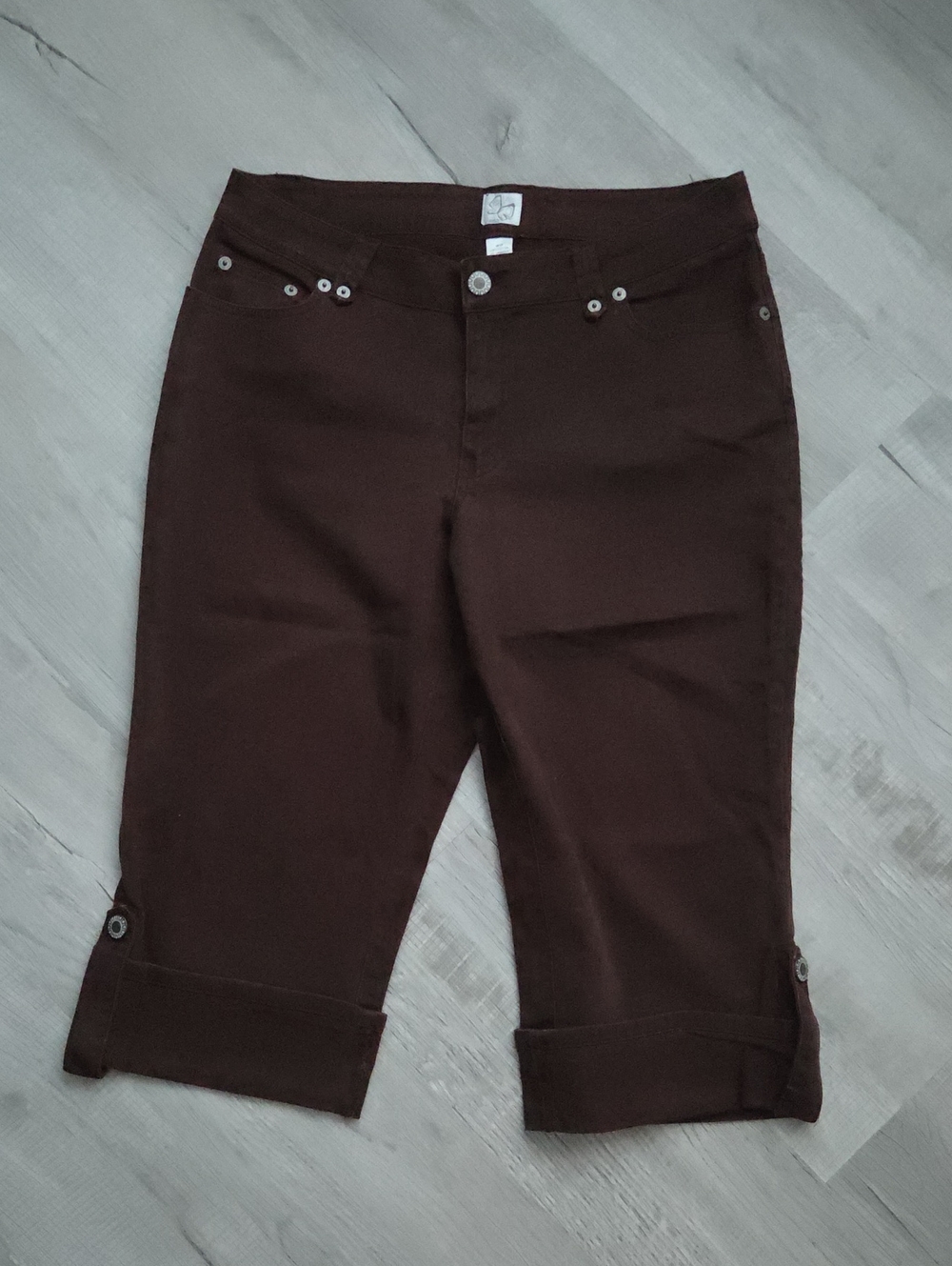Fashion Bug Dark Brown Cuffed Capris 16W